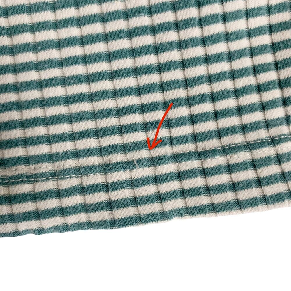 Carve Designs Long Sleeve Top Green White Stripe Ribbed Knit Women's M - Flaw - Picture 7 of 7